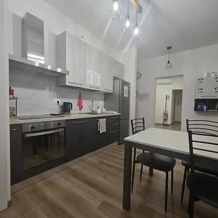 Pensión Danito 1 Singola 200 Passi Dal Centro